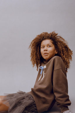 SLOGAN SWEATSHIRT WITH BOW DETAIL - Zara фото 6