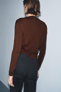 KNIT JUMPER WITH SHOULDER PADS - Zara фото 6