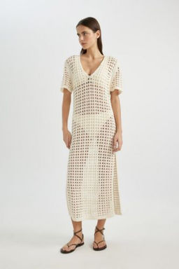 Fall in Love V Yaka K?sa Kollu Triko Orgu Plaj Elbisesi