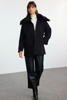 Siyah C?kar?labilir Yaka Kurk Detayl? Regular Midi Yunlu Kaban TWOAW25KB00070