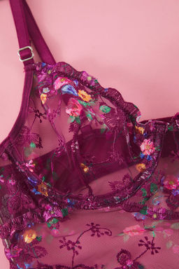 TRENDYOLMILLA Siyah Dantel Brodeli Cicekli Kaps?z C?tc?tl? Orme Body THMSS25BD00000  фото 6