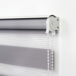 Штора рулонная День-ночь, 90180 см (с учётом креплений 3,5 см), цвет серый - Simaland фото 4