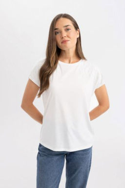 Bisiklet Yaka Bask?l? K?sa Kollu Tisort