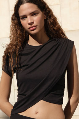 Top efecto superposici?n - H&m фото 4