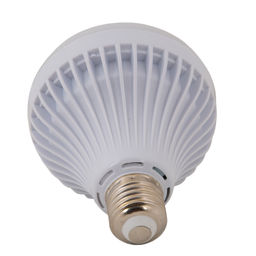 ULI-Q340 8W/RGB/E27 WHITE Светодиодный светильник Диско, с динамиком и Bluetooth. 220В. Белый. ТМ Volpe