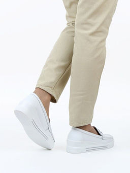 06-YD267-1 WHITE Туфли женские (натуральная кожа)