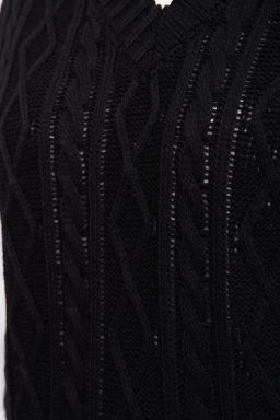 ЗЛАТА Жилет 351442/черный