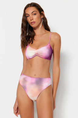 TRENDYOLMILLA Degrade Desenli Mesh Detayl? Yuksek Bel High Leg Bikini Alt? TBESS23BA00347