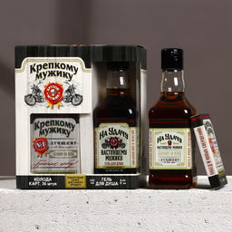 Подарочный набор Крепкому мужику, гель для душа виски 250 мл и игральные карты, HARD LINE