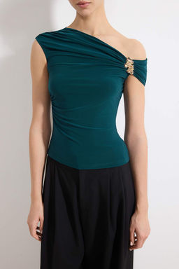 Petrol Fitted/Vucuda Oturan Asimetrik Yaka Aksesuar Detayl? Esnek Orme Bluz TWOSS26BZ00102