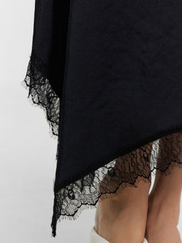 Юбка Mark Formelle x Ольга Бузова черная с кружевными деталями