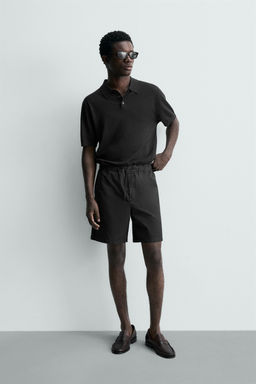 BERMUDA LAVADA REGULAR FIT / Negro