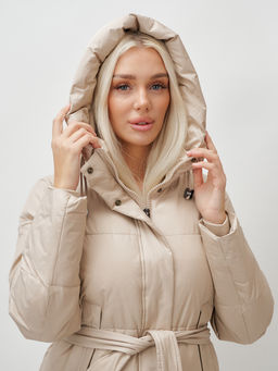 Пальто утепленное стеганное зимнее с капюшоном женское бежевого цвета 9605B - Mtforce фото 2