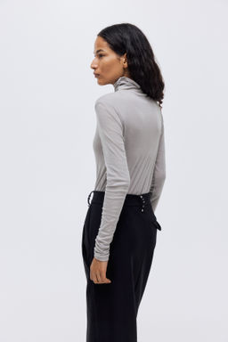 Top de algod?n pima con cuello perkins - H&m фото 7