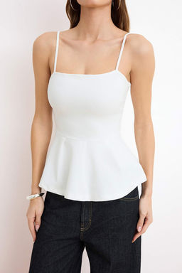 Ekru Peplum Kare Yaka Ince Ask?l? Kolsuz Scuba Krep Orme Bluz TWOSS26BZ00024 - Trendyolmilla фото 3