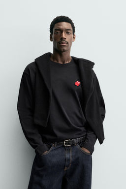 T-SHIRT WITH DICE HEARTS PATCH - Zara фото 10