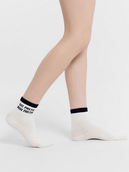 Цена за 5 пар! Носки женские белые с рисунком в виде надписи EAT PASTA, RUN FASTA