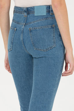 Kad_n A__k Mavi Jean Pantolon