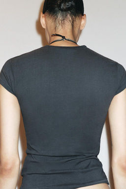 SLIM FIT SHORT SLEEVE T-SHIRT - Zara фото 30