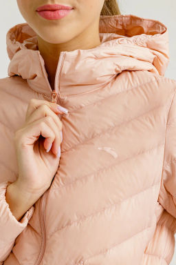 Пуховик лёгкий с капюшоном Персиковый - Anta sport фото 3