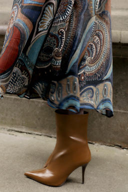 FAUX-PATENT HEELED ANKLE BOOTS