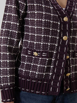 V Yaka Ekose Kad?n H?rka