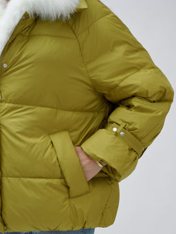 ВИДЕООБЗОР Куртка Бренд Visdeer ПРЕМИУМ КЛАССА зимняя с мехом ЕНОТА, горчичного цвета - Mtforce фото 10