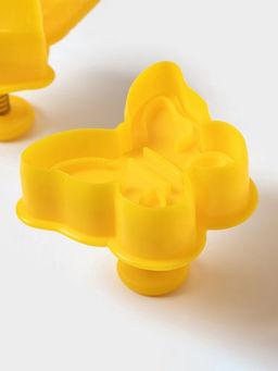 Цена за 2 шт. Плунжеры кондитерские Доляна Пасха, набор 4 шт., 5?5 см, пластик жёлтые