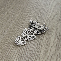 Брошь-подвеска "Бабочки" со вставкой из гелиотиса