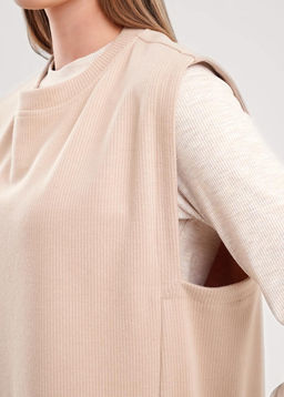 157025/190ввэ Жилет жен. (ЧЗ)