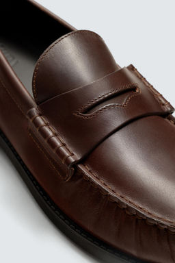 LEATHER MOCCASIN WITH MASK DETAIL - Zara фото 3