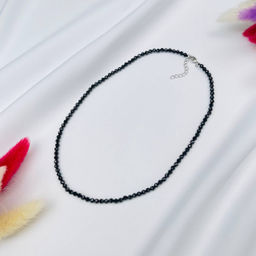 Колье из черной Шпинели 42 см +