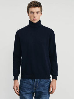 Свитер relax fit с высоким горлом / Zarina