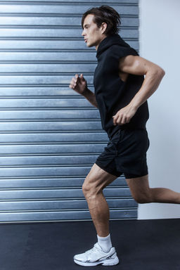 Pantalon corto a media pierna 2 en 1 en DryMove