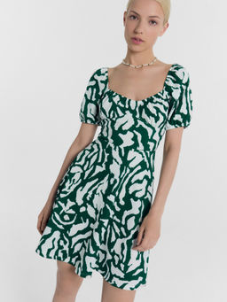 Платье женское изумрудно-зеленое с белыми пятнышками белые пятна на изумрудном 152589 - Mark formelle фото 2