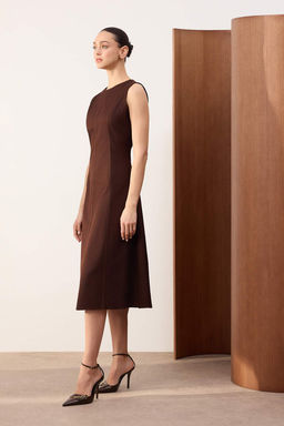 Wardrobe Essential Kahverengi Duz Kontrast Dikis Detayl? Midi Dokuma Elbise TWOSS26EL00130