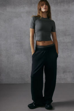 Camiseta de deporte cropped en DryMove