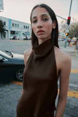 SATIN HALTER TOP - Zara фото 47