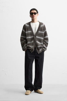 STRIPED DISTRESSED-EFFECT CARDIGAN
