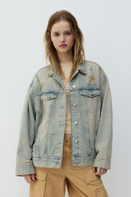 Cazadora denim oversize con efecto desgastado - H&m фото 3