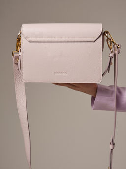 Сумка кожаная через плечо Deboro 30574 розовый дым