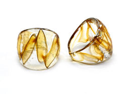 Стеклянное кольцо модель 6 цв.золотой Радуга камня