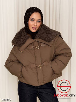 Куртка женская с меховым воротником