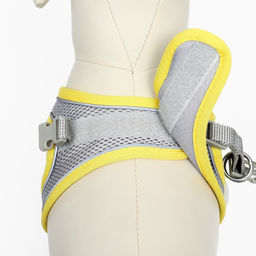 Комплект с мягкой шлейкой, размер XXS, поводок 150 х 1,5 см, ОГ 28-30 см,ОШ 24-26 см, жёлтый - Пижон фото 9