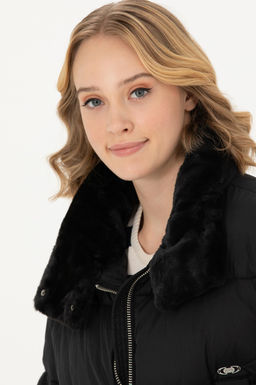 Женское черное пальто Неожиданная скидка в корзине