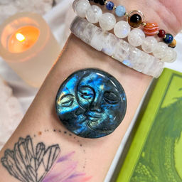 Фигурка резная "День-Ночь" из Лабрадора