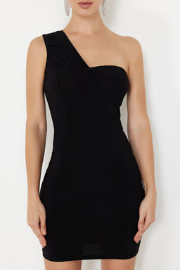 Siyah Yaka Detayl? Orme K?sa S?k Abiye Elbise TPRSS24EL00216 - Trendyolmilla фото 4