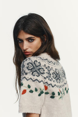 SHORT SLEEVE JACQUARD EMBROIDERED JUMPER - Zara фото 4