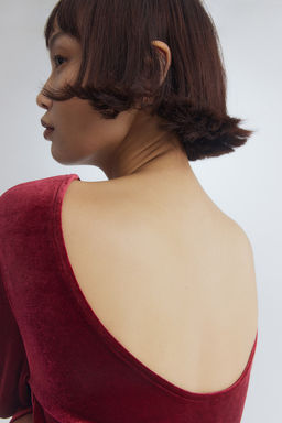 MAMA Vestido de velour con espalda escotada