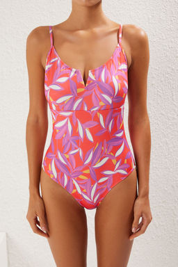 TRENDYOLMILLA Yesil V Yaka V Telli Regular Mayo TBESS22MA0010  фото 35